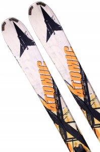 Narty Atomic NOMAD WHITE OUT 157 cm + WIĄZANIA